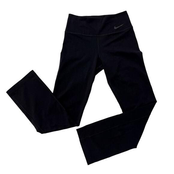 Nike Dri-Fit Black Cropped Leggings with Wide Leg Opening Size S (fits like XS) - Picture 1 of 10